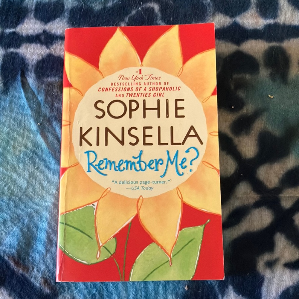 Remember Me paperback book by Sophie Kinsella-Good Condition